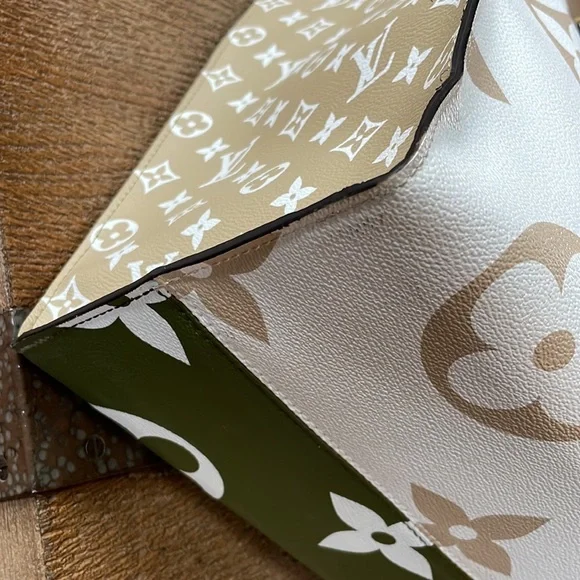 Preowned Louis Vuitton on the go khaki taupe large bag shopper - Picture 6 of 14